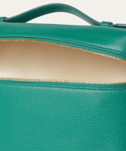 Alexiasuarez.shop16152eb2be 1