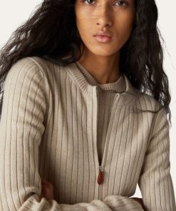 Alexiasuarez.shop174ef37716 2