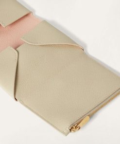 Alexiasuarez.shop30131e7e3b 4