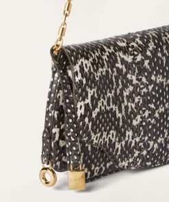 Alexiasuarez.shop4f24da5495 5