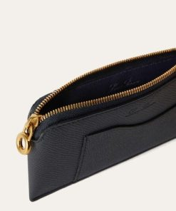 Alexiasuarez.shop5c1594deda 3