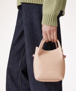 Alexiasuarez.shop6b58eb4428 5