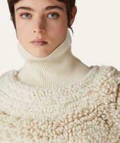 Alexiasuarez.shop84b3b758d3 1