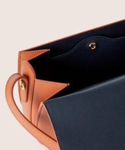 Alexiasuarez.shop8904117e94 2