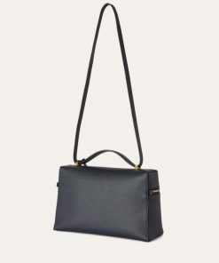 Alexiasuarez.shop8dfcbcd803 1