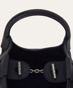 Alexiasuarez.shop8f795460b6 5