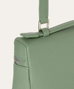 Alexiasuarez.shop9301cac1a2 1