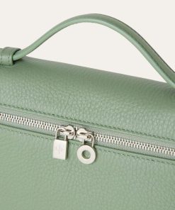 Alexiasuarez.shop9301cac1a2 4