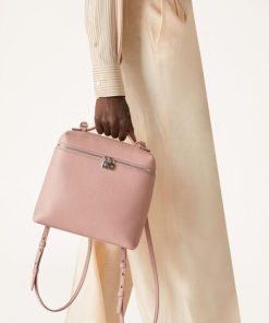 Alexiasuarez.shopb446be2c24 5