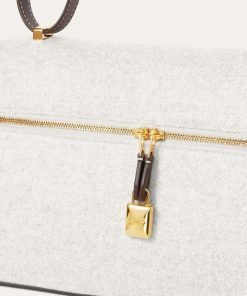 Alexiasuarez.shope2f60c5d33 3