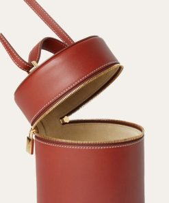 Alexiasuarez.shopf5a1cc73d2 1